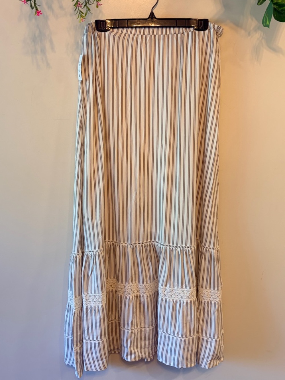 ✨ NWT Boho Luxe Striped Lace Inset Midi Skirt 42” L XL ✨ - Picture 4 of 8